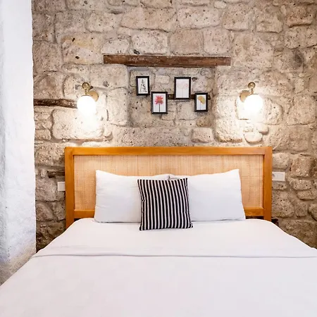 The Comelly Alacati Çeşme