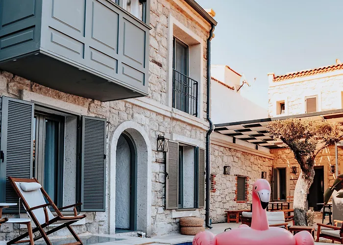 The Comelly Alacati 3*