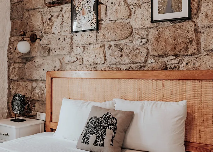 The Comelly Alacati Кешме