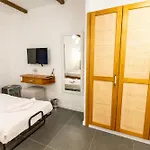 The Comelly Alacati Çeşme