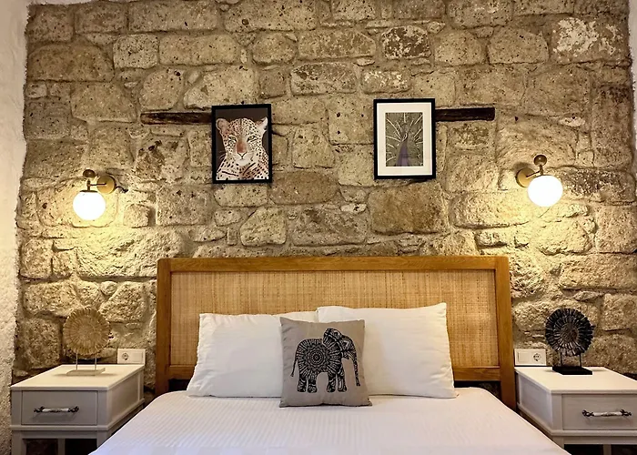 The Comelly Alacati Çeşme